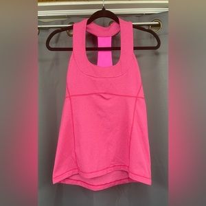 Lululemon Scoop Neck Tank in Flash size 6